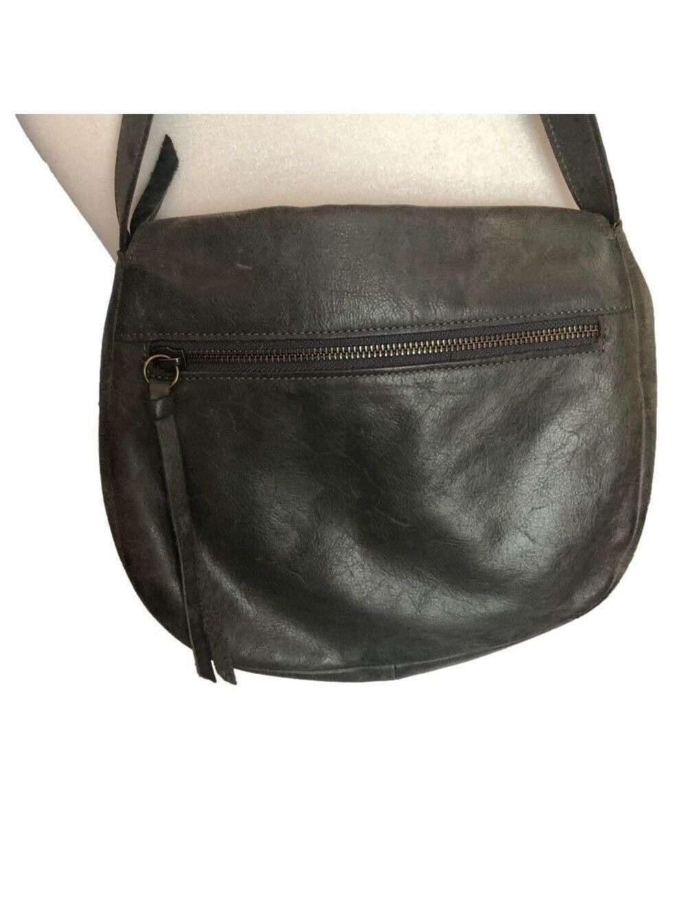 Chen & Derington Crossbody/Shoulder Leather Bag Fold-Over Snap Closure Gray OS - Picture 4 of 15